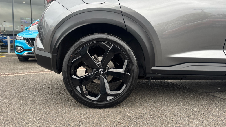 Nissan Juke 1.6 Hybrid Tekna 5dr Auto Hybrid Hatchback